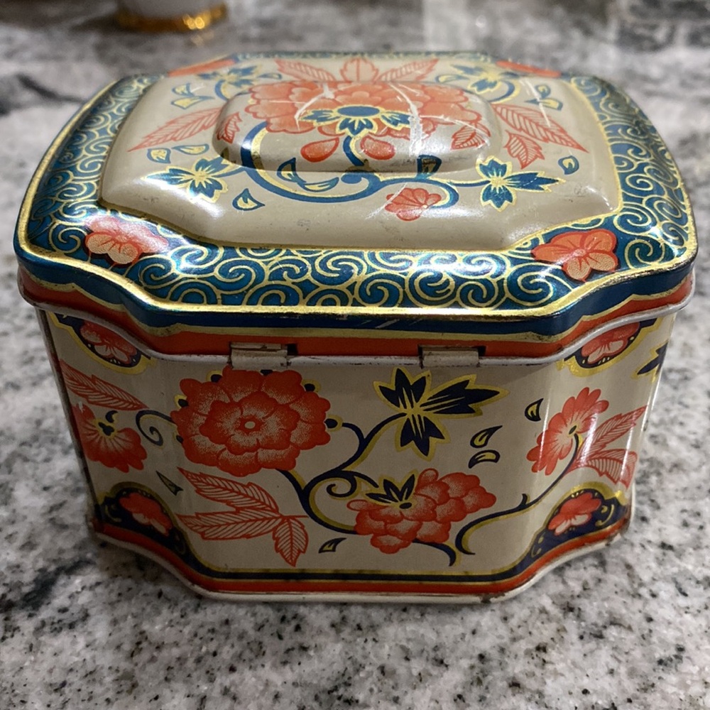 Vintage Baret Ware Floral Metal Tea Tin Octagon #166 England! - Picture 5 of 9